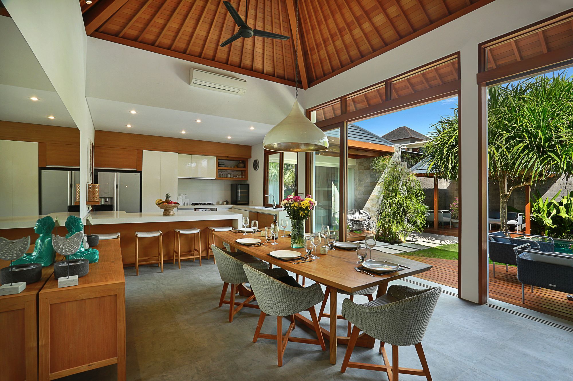 Villa Odyssey Seminyak  Ngoại thất bức ảnh